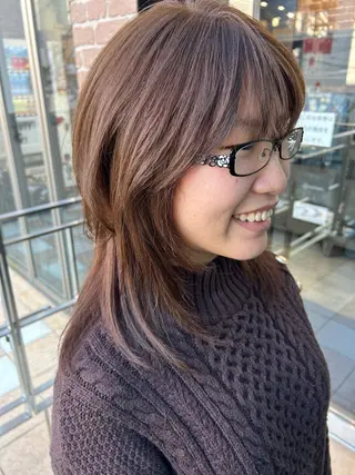 セミロング カラー 久木原 ゆりのヘアスタイル