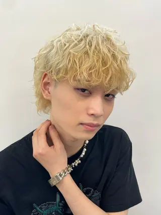 ショート カラー パーマ ヘアアレンジ メンズ 亀井隆汰/メンズ専門 パーマ特化美容師のヘアスタイル
