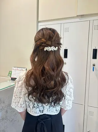 ヘアアレンジ 垢抜け小顔レイヤー オリーブ/スミレのヘアスタイル