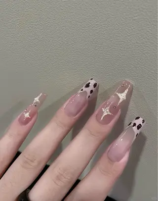 カラー AIN Nailのネイルデザイン