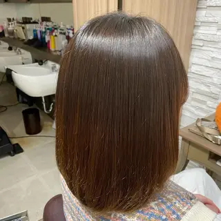 ミディアム equal銀座 黒田💚のヘアスタイル