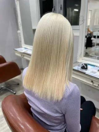 ミディアム カラー タイムズサロン名駅所属・まい/名古屋駅 🦋ブリーチカラーのヘアスタイル