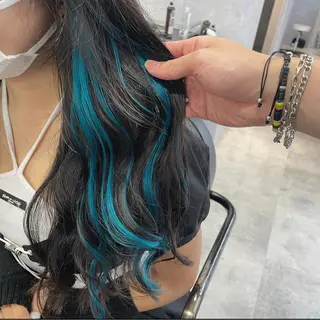 ロング ブリーチ&エクステ 🥀ケアカラー特化のヘアスタイル