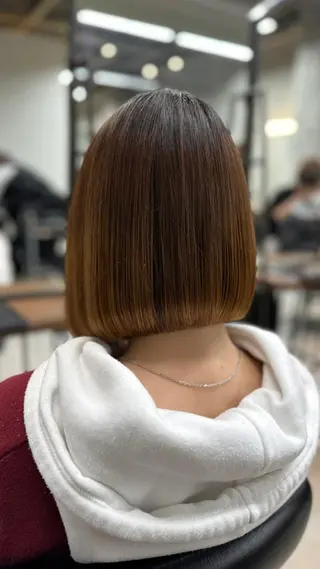 ショート igarashi 【レイヤーカット】のヘアスタイル