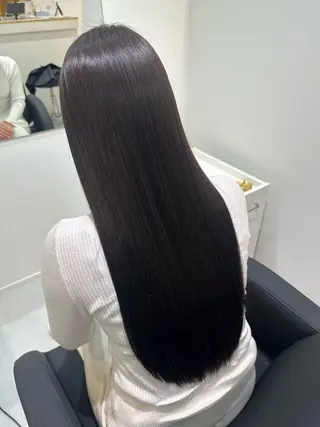 ロング Emuest心斎橋 SAKIのヘアスタイル