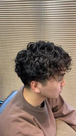 メンズ 艶暖色カラー🍒 縮毛矯正ほののヘアスタイル