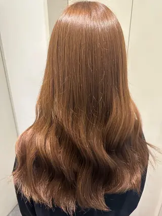 カラー シガ ミクトのヘアスタイル