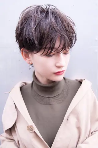 ショート ダブルカラー🤍 髪質改善／原島のヘアスタイル