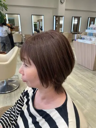 ミディアム 田中 あかりのヘアスタイル