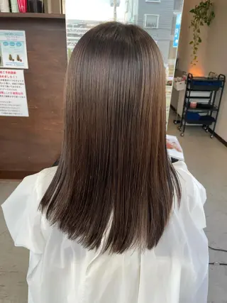 ロング カラー 伊丹Pilina 山田のヘアスタイル