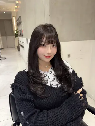 セミロング Rino🎀/盛れる 顔周りカット🪽✩のヘアスタイル