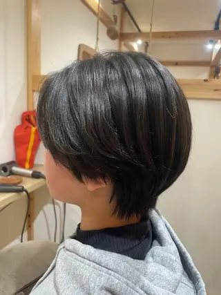 ショート 山口 里莉のヘアスタイル