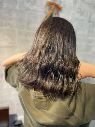 ミディアム メンズスタイル バレイヤージュ　齋藤のヘアスタイル