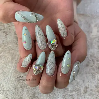 ネイル AERA nail shino🐱⸝꙳のネイルデザイン