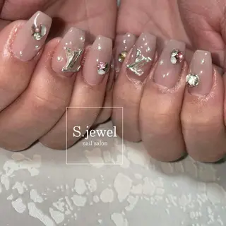 ネイル S. JEWELのネイルデザイン