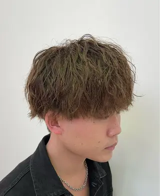 カラー パーマ メンズ ユージ ✂︎ カット／パーマ特化のヘアスタイル