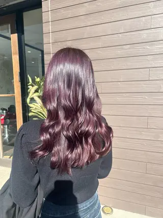 ロング カラー ヘアアレンジ 🤍 minaのヘアスタイル