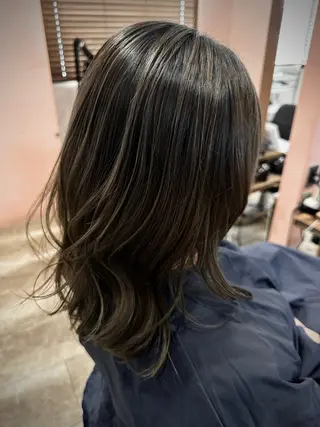 セミロング カラー Agu.店長 SAKI WADAのヘアスタイル