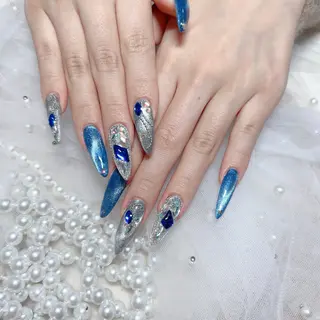 ネイル M🌷nail 長さだし専門店のネイルデザイン