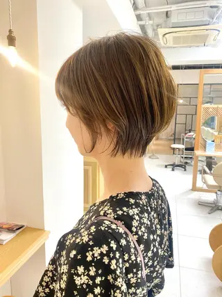 ショート カラー 安永 涼のヘアスタイル