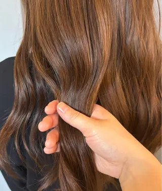 カラー Dille所属・Dille RENAのヘアスタイル