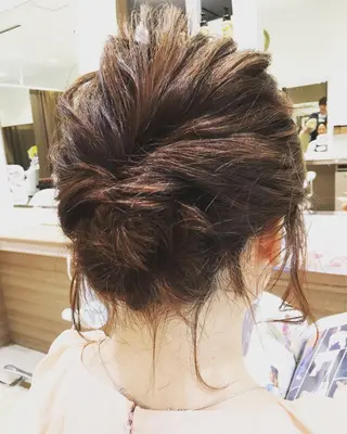 セミロング ヘアアレンジ 🔸縮毛矯正🔸 カソリ ナユタのヘアスタイル