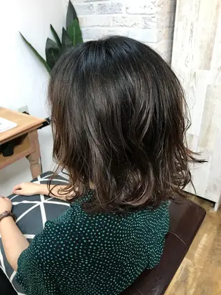 ミディアム yui .のヘアスタイル