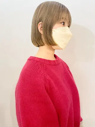 ショート カラー 齋藤 咲のヘアスタイル