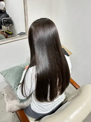 ロング カラー 瀬川 夏緒のヘアスタイル