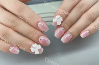 ネイル 神田 ココナッツのネイルデザイン