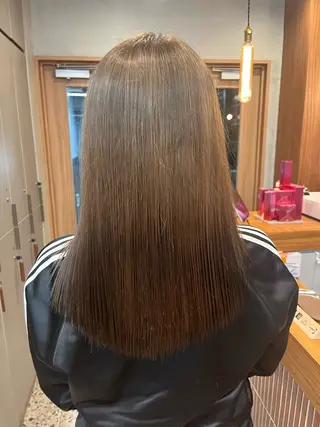 セミロング カラー fifth / 山下 和輝 海外風スタイルのヘアスタイル