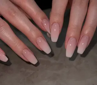 セミロング Henna Kongssalonのネイルデザイン