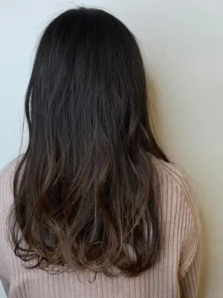 セミロング 井上 涼花のヘアスタイル