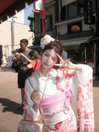 マツエク・マツパ 束感まつ毛nasu marina🎀の眉毛・アイブロウイメージ