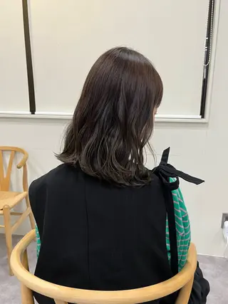 ミディアム カラー 透明感カラー🌼 沙奈のヘアスタイル
