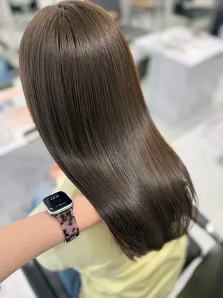 sena⌇ベージュ⌇ ブリーチなしWカラーのヘアスタイル