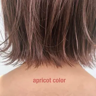 ミディアム カラー RINA🧤 デザインとボブのヘアスタイル