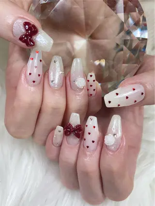 ネイル Kanako 💫のネイルデザイン