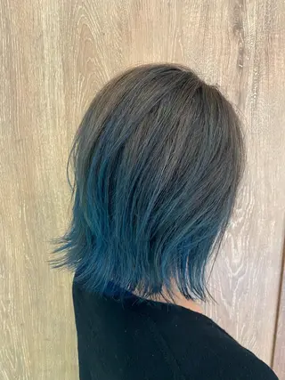 ミディアム カラー 小坂 麻綾のヘアスタイル