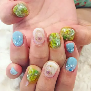 ネイル 東 千夏のネイルデザイン