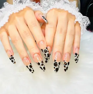 ネイル Y&A nail🌈のネイルデザイン