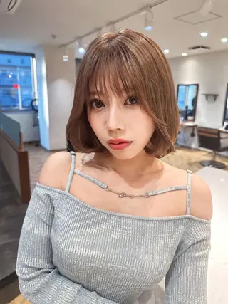 ショート かえ🩶韓国ボブ🎀 透明感カラー🥣のヘアスタイル