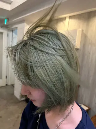 ショート サカモト ナオミのヘアスタイル