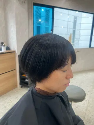 ショート カラー 近藤 叶大のヘアスタイル