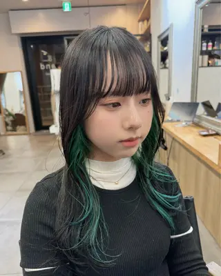 カラー ヘアアレンジ 縮毛矯正/髪質改善 インナーカラーせいぎのヘアスタイル