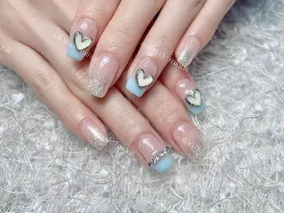 ネイル Momo 🤍のネイルデザイン