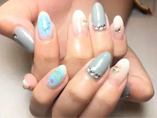 ネイル Li'leaNail AINAのネイルデザイン