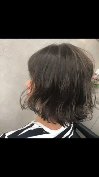 ショート カラー ヘアアレンジ 美髪矯正/透明感カラ ー🫧YUUKI🫧のヘアスタイル
