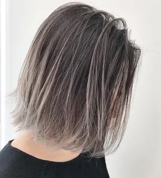 ミディアム カラー 🦄インナーカラー 🦄貫井彩花のヘアスタイル