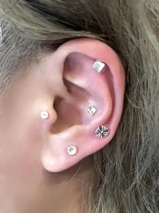 re； nailのネイルデザイン